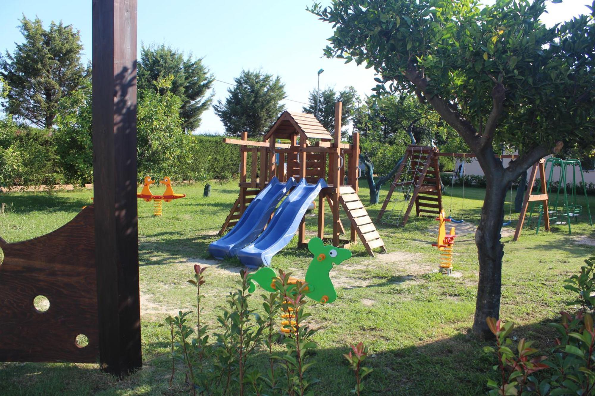 Club Esse Aquilia Beach Village Badolato Marina Dış mekan fotoğraf
